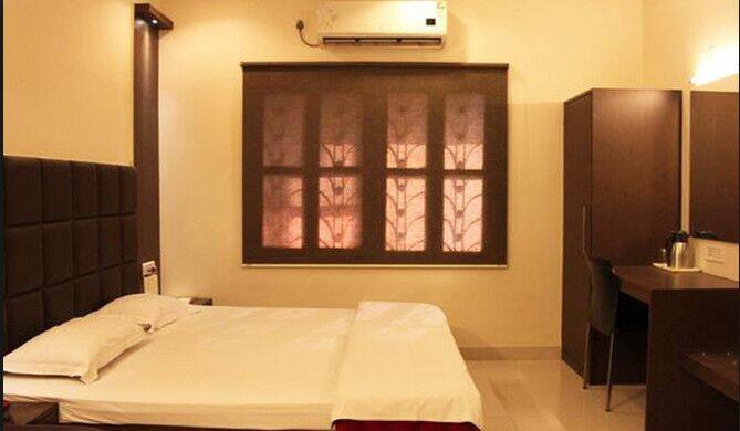 Hotel Blue Moon, Panchkula 4